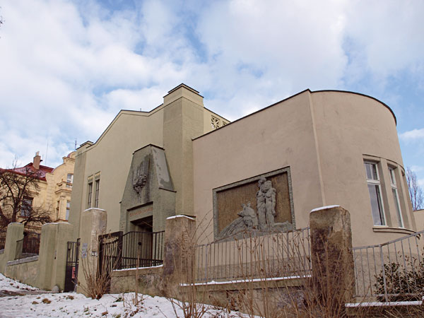 Šaloun's Villa or Šalounova Vila