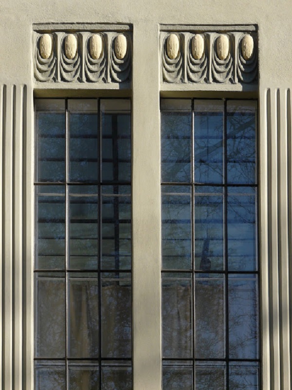 Šaloun's Villa or Šalounova Vila