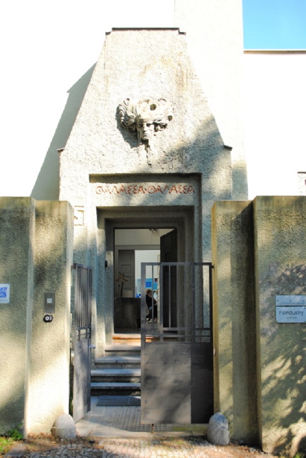 Šaloun's Villa or Šalounova Vila