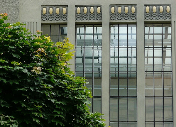 Šaloun's Villa or Šalounova Vila