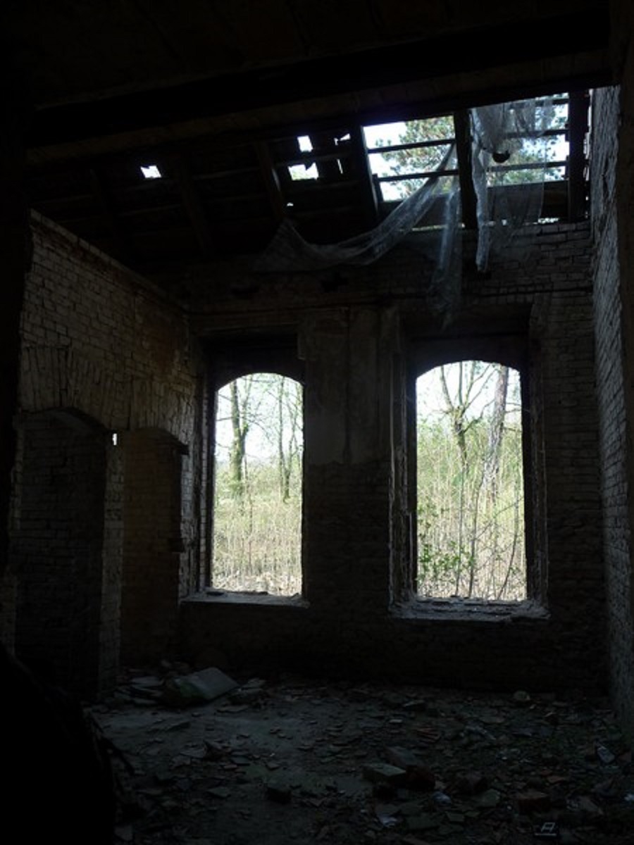 Abandoned Pfaffenhof Mansion Near the Richard Factory Complex, Litoměřice