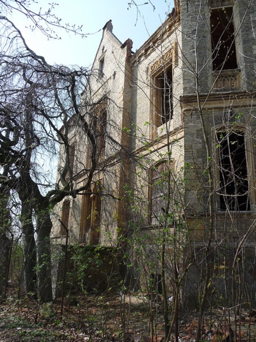 Abandoned Pfaffenhof Mansion Near the Richard Factory Complex, Litoměřice