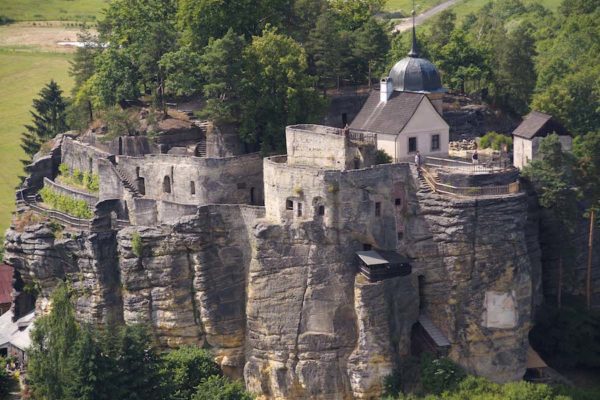 Sloup-Rock-Castle-Tres-Bohemes