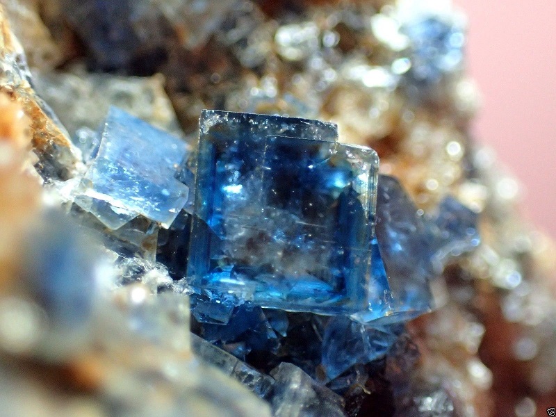 Rare & Beautiful Gemstones from the Czech Republic