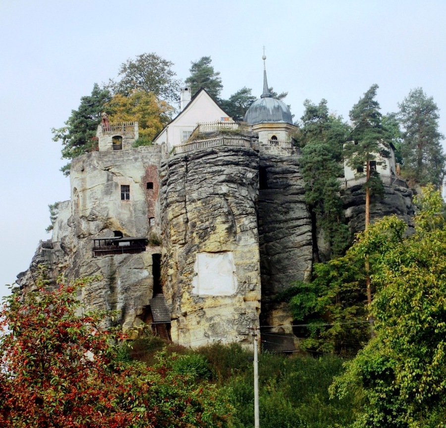 Sloup-Rock-Castle-Tres-Bohemes