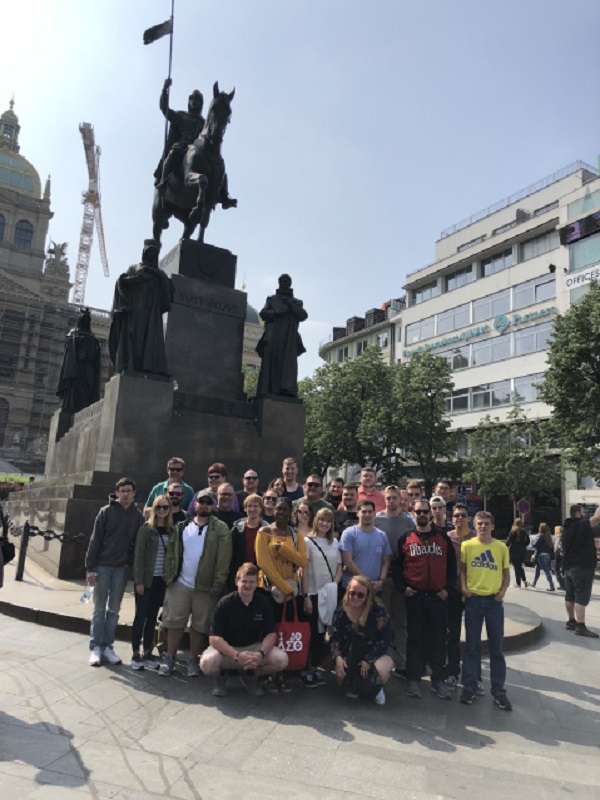 American Students from Purdue University Enjoy Themselves in Prague