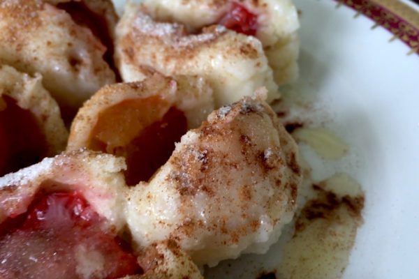 Quick-&-Easy-Czech-Fruit-Dumplings-Tres-Bohemes-2