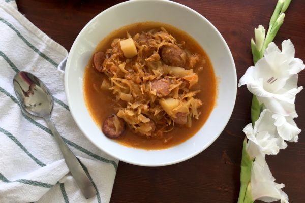 Simple-Sauerkraut-Soup-Recipe-Tres-Bohemes-1