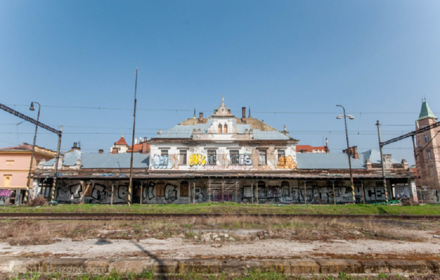 The Tragic Fate of the Vysehrad Train Station