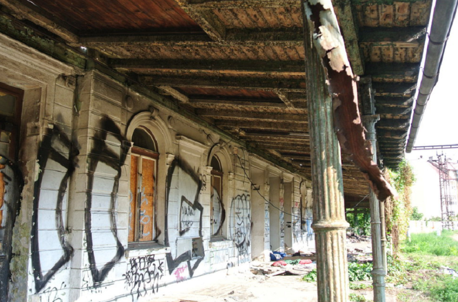 The Tragic Fate of the Vysehrad Train Station