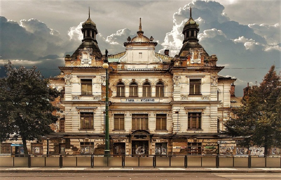 The Tragic Fate of the Vysehrad Train Station