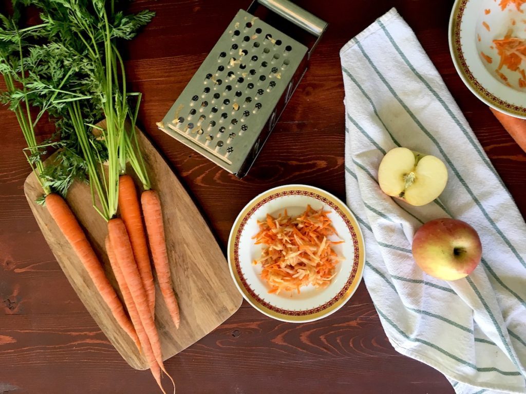 Grated Apples with Carrots