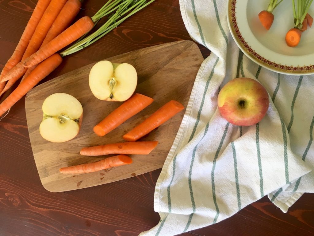 Grated Apples with Carrots