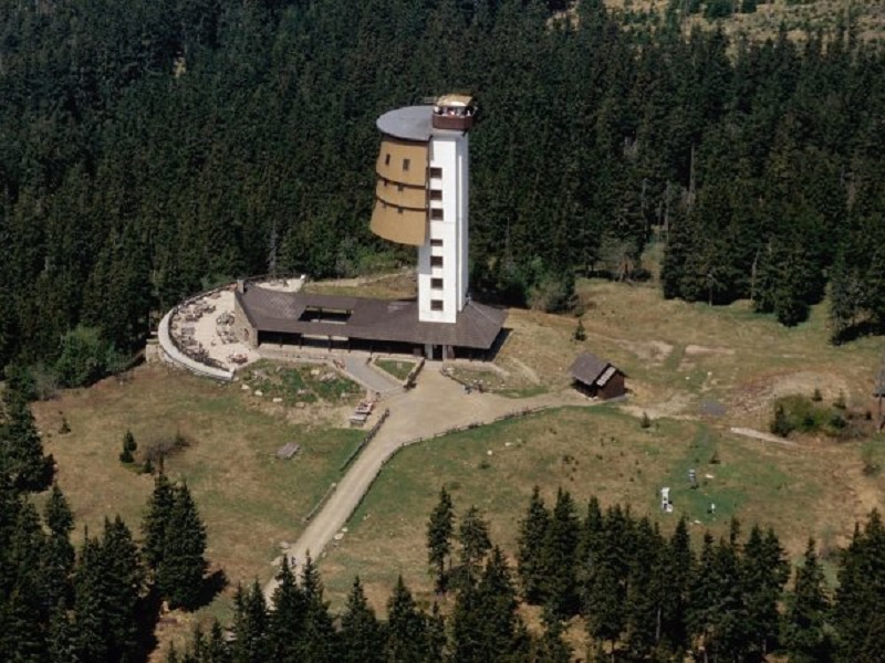 Poledník Lookout Tower