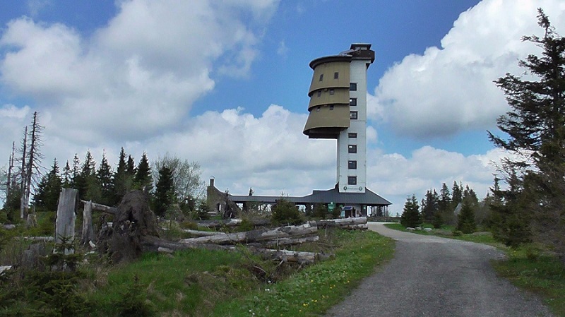 Poledník Lookout Tower