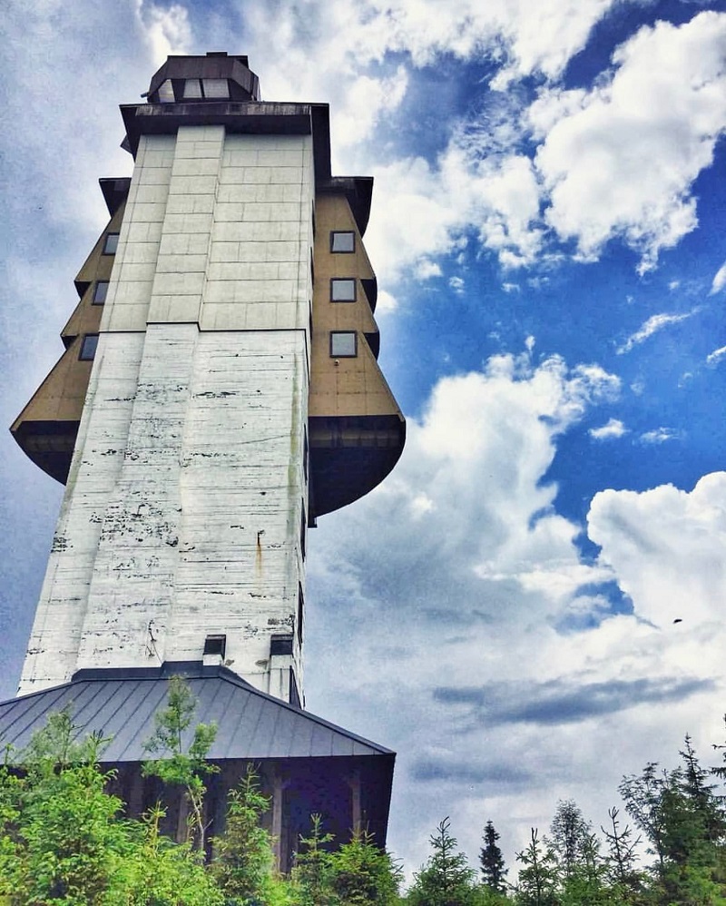 Poledník Lookout Tower