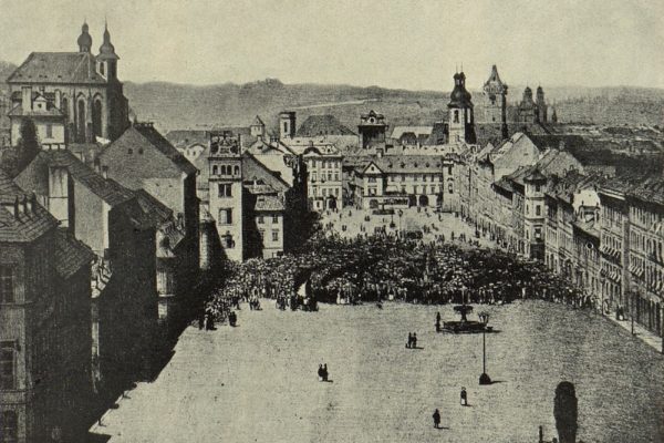 When-Wenceslas-Square-was-a-Horse-Market-Tres-Bohemes-6