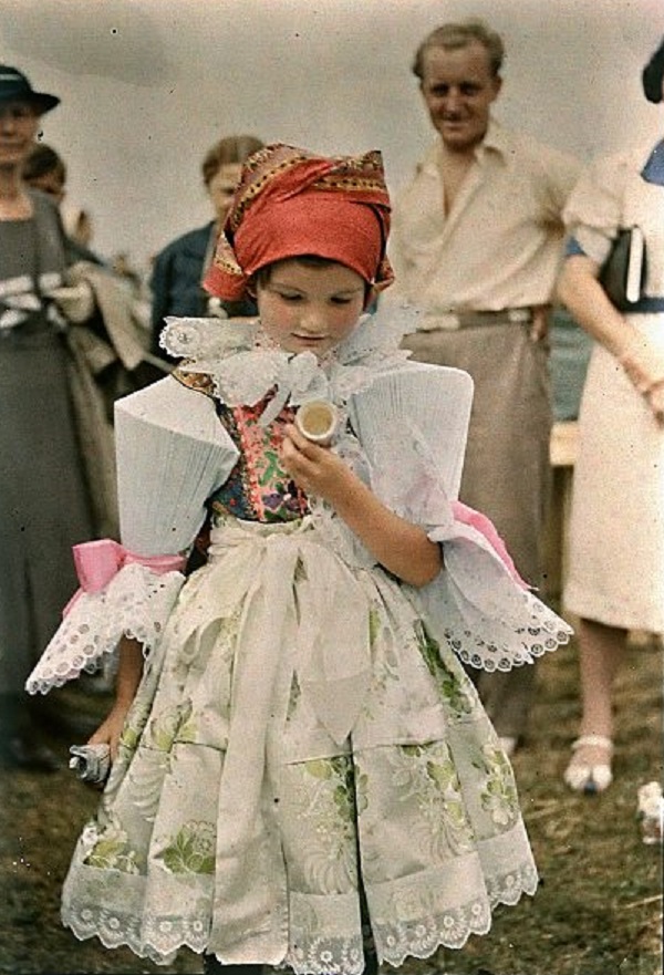 Earliest Czech Autochrome Photograph