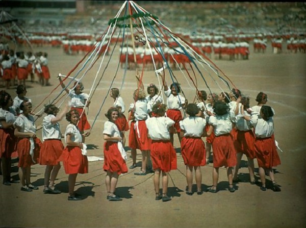 Earliest Czech Autochrome Photograph