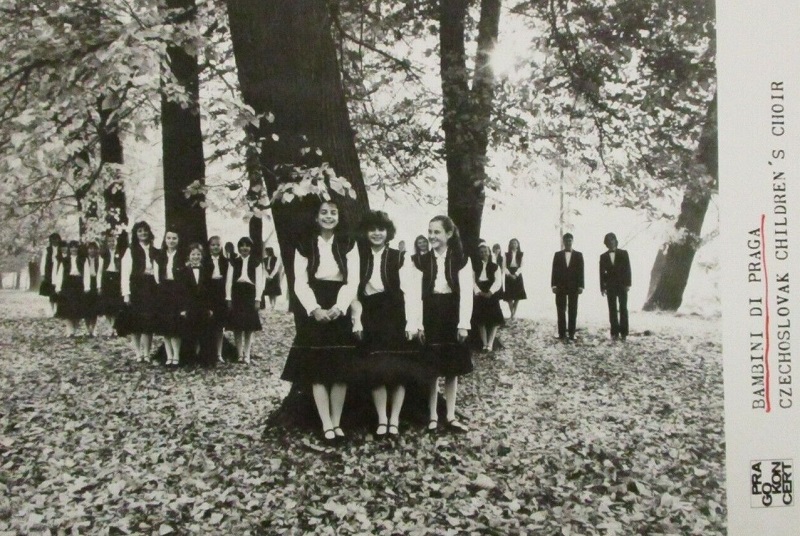 Bambini di Praga aka Czechoslovakian Children's Choir