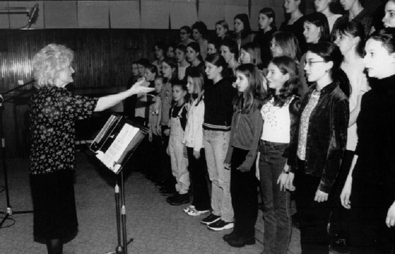 Bambini di Praga aka Czechoslovakian Children's Choir