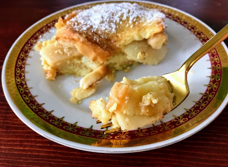 Zemlbába-or-Žemlovka-Czech-Bread-Pudding-Recipe