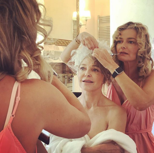 Paulina Porizkova and the pink Gap dress