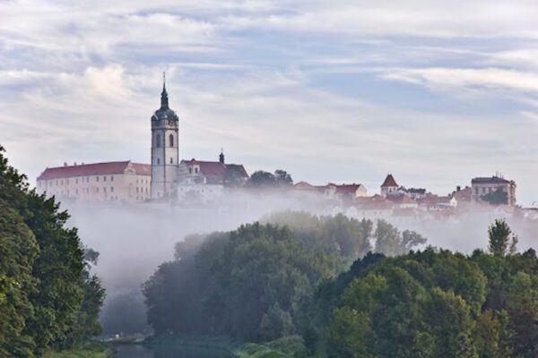 Mělník-Castle-The-First-Vineyard-in-Bohemia-Everything-Czech-by-Tresbohemes-1