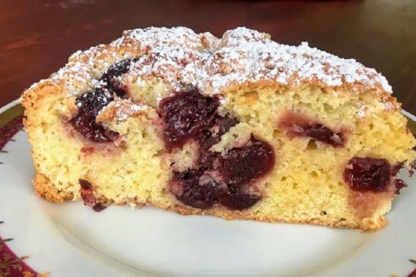 Czech Fruit Sponge Cake Recipe