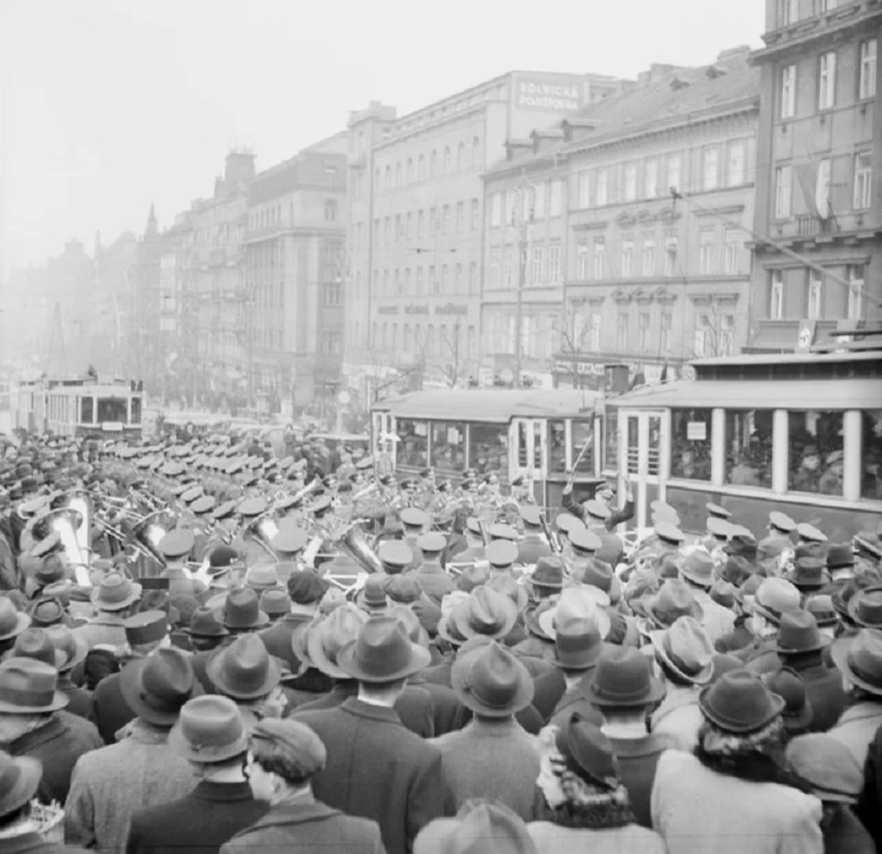 Trams on Wenceslas Square