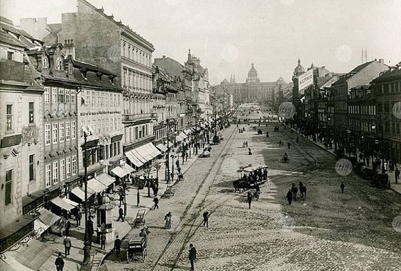 trams on Wenceslas Square