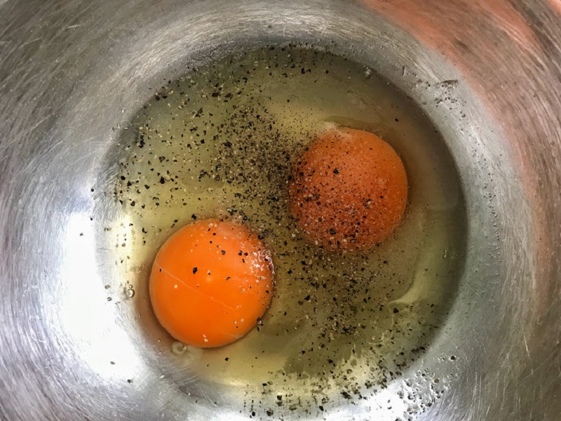 Broth with Egg Drop Dumplings