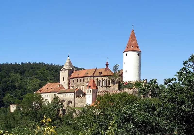 Castles to Visit Near Prague